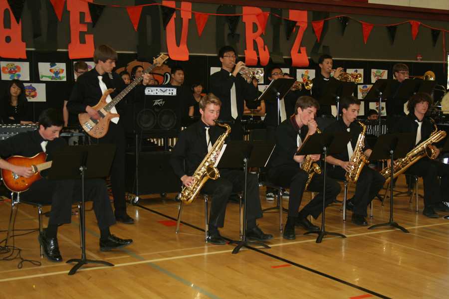 Cal band is one to dance to