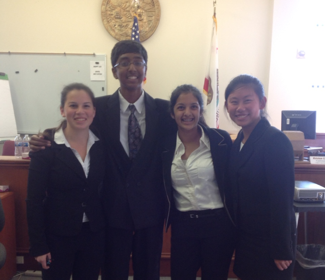 Mock+trial+places+2nd+at+competition
