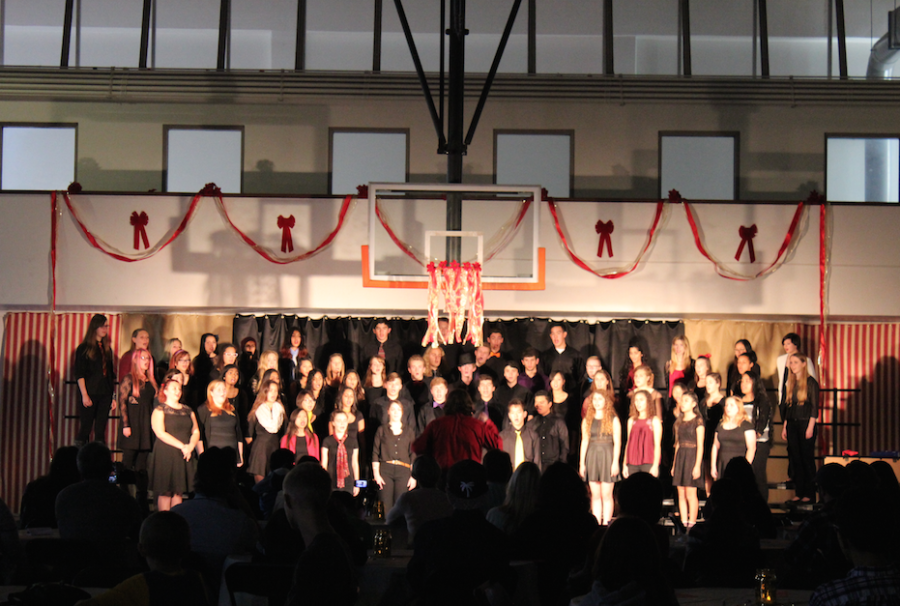 Cal+High+choir+students+will+sing+popular+Christmas+carols+at+the+holiday+concert+on+Dec.+10.+