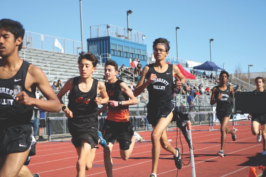 Freshman Matthew Alm, second from left, keeps up with the pack during the 1600-meter race for Cal’s track team. Alm also competes in he 3200m and 800m races, and ran varsity cross country for the Grizzlies in the fall.