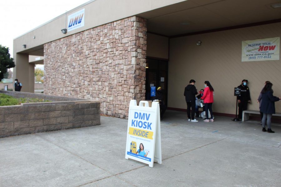 Lots of things have become tricky throughout the COVID-19 Pandemic, including getting your drivers license! DMV customers must wait in a longer line because of social distancing guidelines, and appointments have to be made to attend.