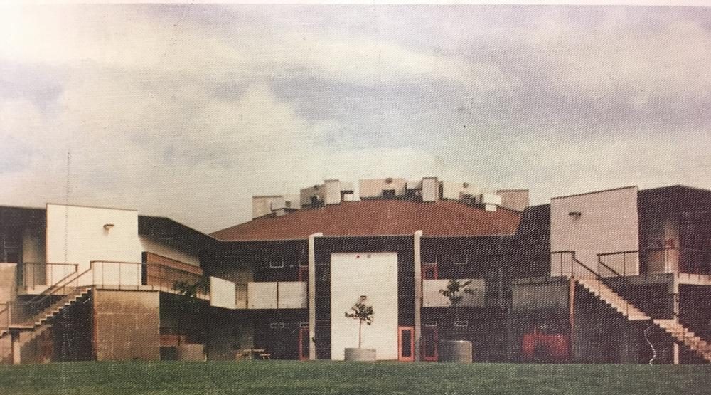 Before Cal’s campus was remodeled in the 2000s to what it looks like today, the campus consisted of a hexagonal shaped library where the quad is now with “pods” on four corners. 