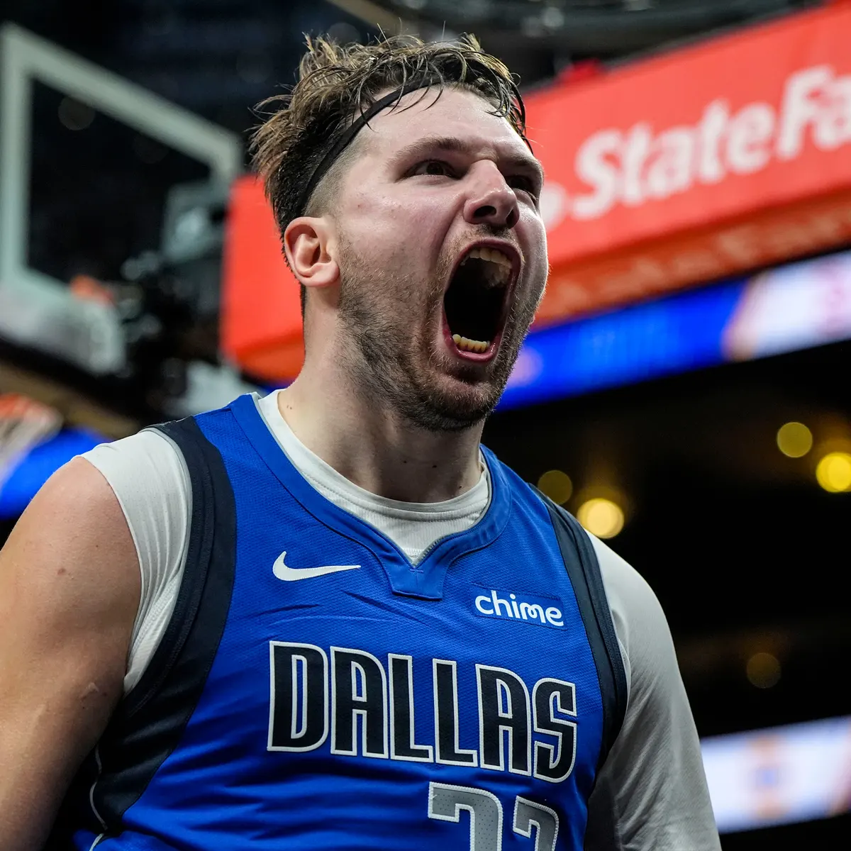 Dallas+Mavericks+guard+Luka+Doncic+looks+to+lead+his+high-scoring+team+out+of+the+first+round%2C+but+the+Los+Angeles+Clippers+took+a+1-0+lead+by+winning+on+Sunday.