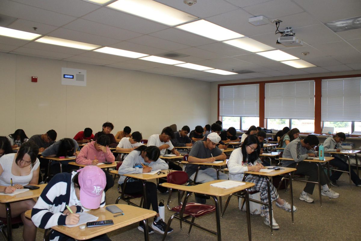 Mrs. Ivan’s Honors Pre-Calculus B period class takes their test during the hour-long class.